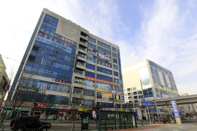 https://www.koreaimg.com/data/rental/goods/middle/1920-150121-01%5B3%5D.JPG